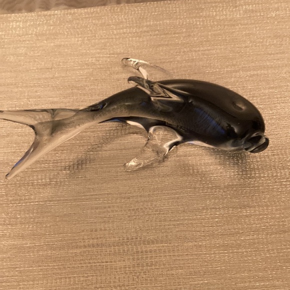FORMIA MURANO Hand Blown Glass Shades of Grey Dolphin Made in Italy - Picture 6 of 7